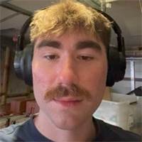 Lee_pommy